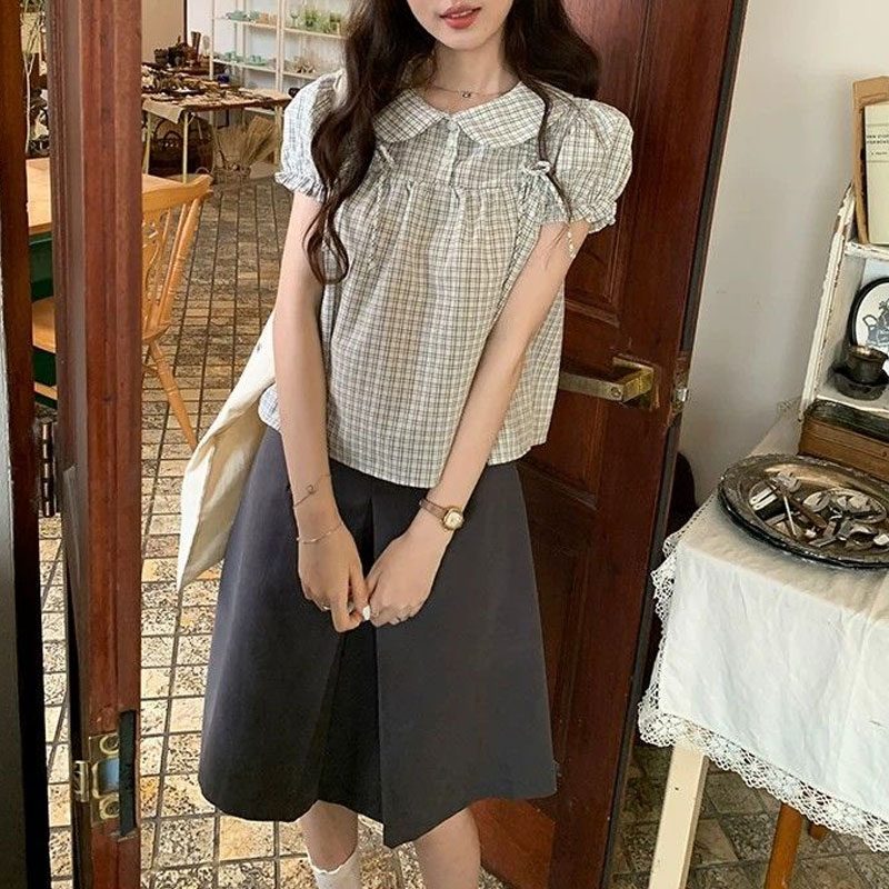 بلوزة نسائية صيفية أنيقة بتصمي - مراجعة Vintage Fashion Doll وسعره