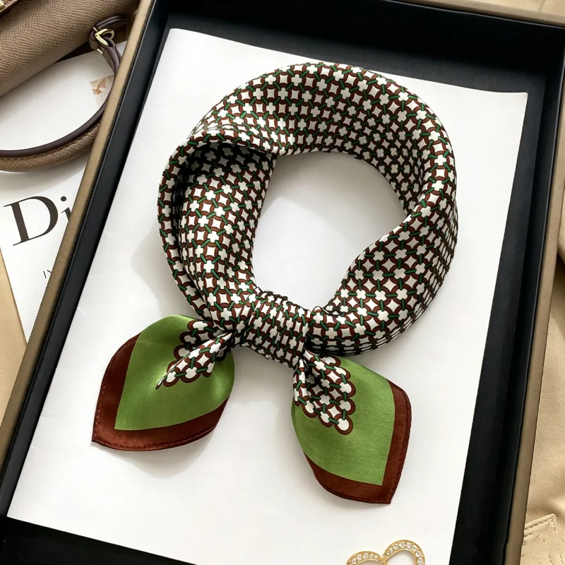 وشاح نسائي حريري ساتان بتصميم  - مراجعة Vintage Fashion Rings وسعره